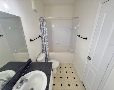 8801 Villa View Circle - Photo Thumbnail 25