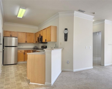 8801 Villa View Circle - Photo Thumbnail 2