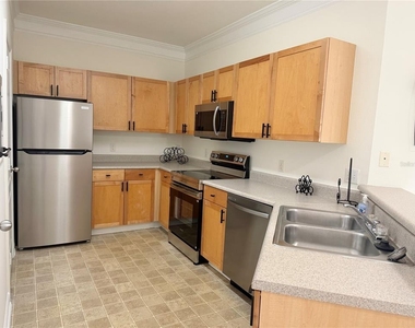 8801 Villa View Circle - Photo Thumbnail 11