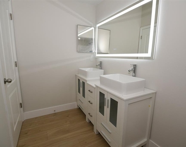 12208 Wild Iris Way - Photo Thumbnail 4