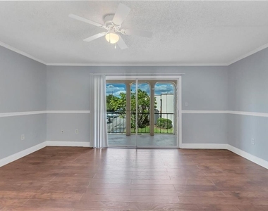 542 Orange Drive - Photo Thumbnail 14
