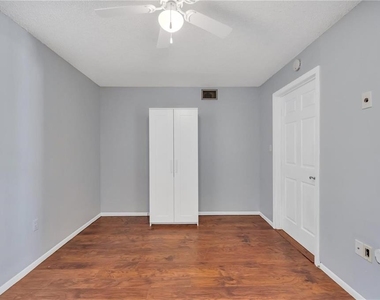 542 Orange Drive - Photo Thumbnail 9