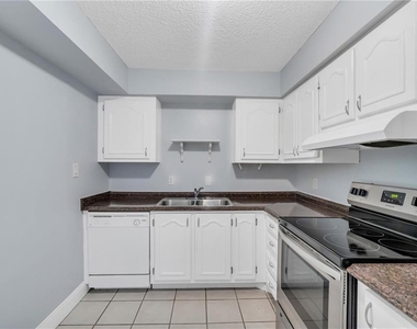 542 Orange Drive - Photo Thumbnail 19