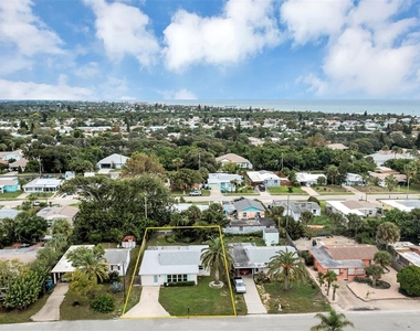 159 Laurie Drive - Photo Thumbnail 38