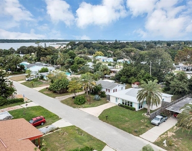 159 Laurie Drive - Photo Thumbnail 37