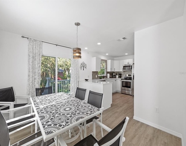 23019 Seneca Avenue - Photo Thumbnail 10
