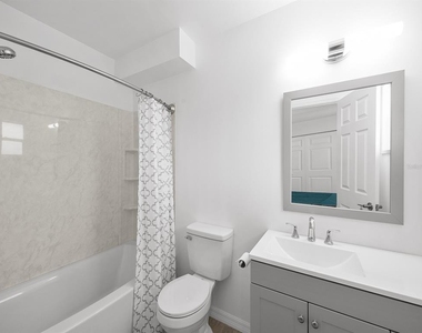 23019 Seneca Avenue - Photo Thumbnail 14