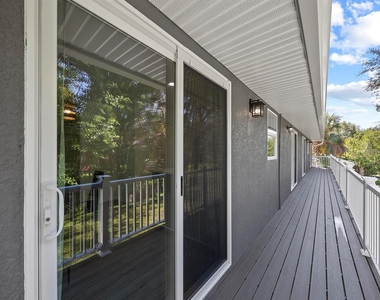23019 Seneca Avenue - Photo Thumbnail 17