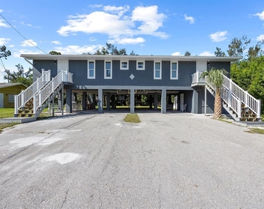 23019 Seneca Avenue - Photo Thumbnail 3