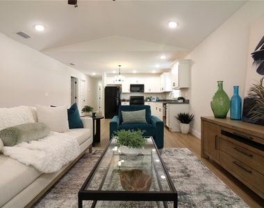 1242 Dorothy Street - Photo Thumbnail 4