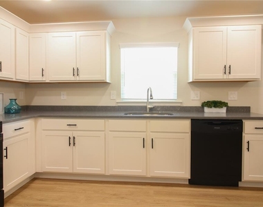 1242 Dorothy Street - Photo Thumbnail 11