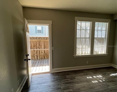 644 4th Avenue S - Photo Thumbnail 9