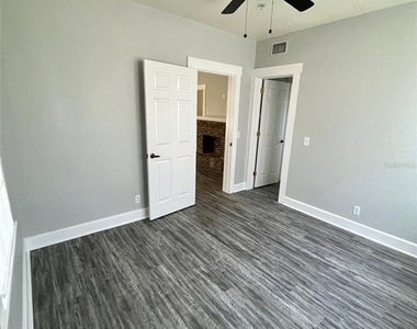 644 4th Avenue S - Photo Thumbnail 5
