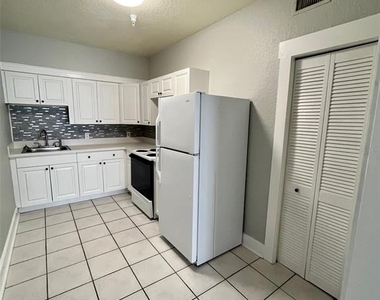 644 4th Avenue S - Photo Thumbnail 4