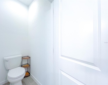 12453 Nw 137th Terrace - Photo Thumbnail 2