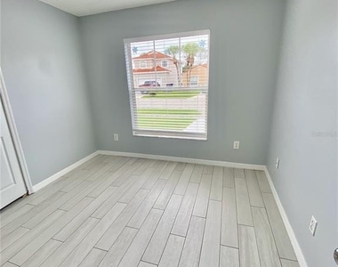 2298 Santa Lucia Street - Photo Thumbnail 5