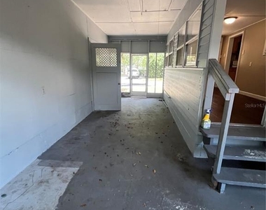 949 N Grandview Street - Photo Thumbnail 13