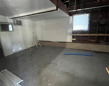 949 N Grandview Street - Photo Thumbnail 17