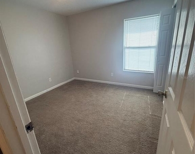 49 Providence Lane - Photo Thumbnail 17