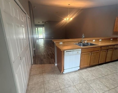 49 Providence Lane - Photo Thumbnail 6