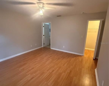 49 Providence Lane - Photo Thumbnail 11