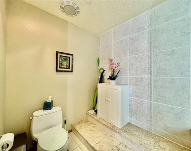 101 Palm Harbor Parkway - Photo Thumbnail 12