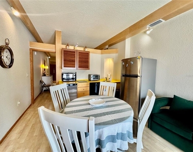 101 Palm Harbor Parkway - Photo Thumbnail 6