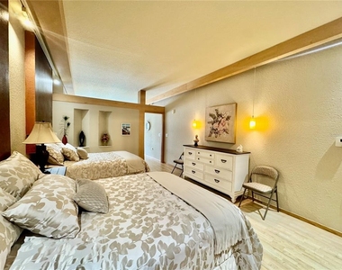 101 Palm Harbor Parkway - Photo Thumbnail 8