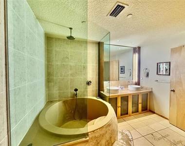 101 Palm Harbor Parkway - Photo Thumbnail 14