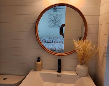 2473 Rosa Lane - Photo Thumbnail 18