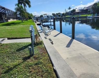 2473 Rosa Lane - Photo Thumbnail 22
