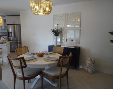2473 Rosa Lane - Photo Thumbnail 3