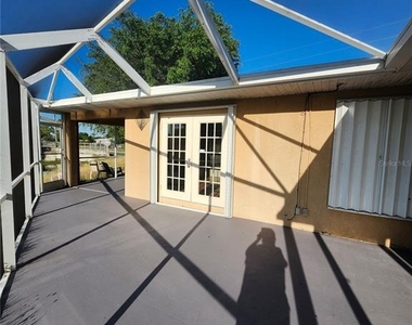 2220 Birchcrest Boulevard - Photo Thumbnail 13