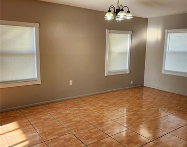 2220 Birchcrest Boulevard - Photo Thumbnail 11