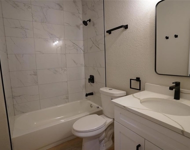 12030 Tetzel Avenue - Photo Thumbnail 13