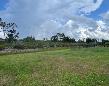 443 Boundary Boulevard - Photo Thumbnail 45