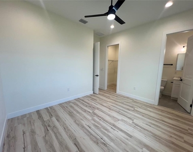 443 Boundary Boulevard - Photo Thumbnail 32