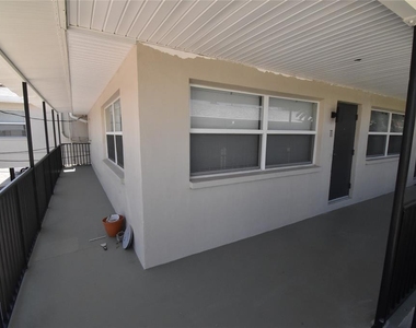 220 6th Avenue N - Photo Thumbnail 18