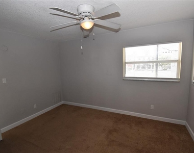 220 6th Avenue N - Photo Thumbnail 17