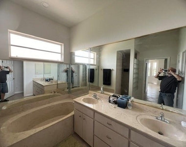 15227 Appleton Boulevard - Photo Thumbnail 18