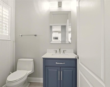 8142 Miramar Way - Photo Thumbnail 28