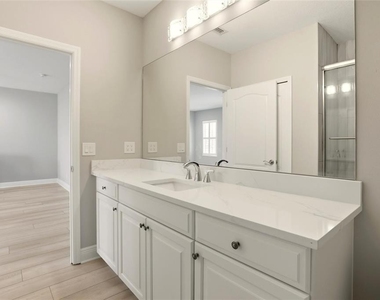8142 Miramar Way - Photo Thumbnail 25