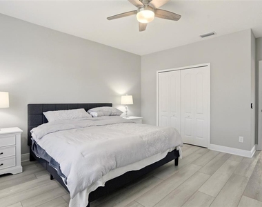 8142 Miramar Way - Photo Thumbnail 20