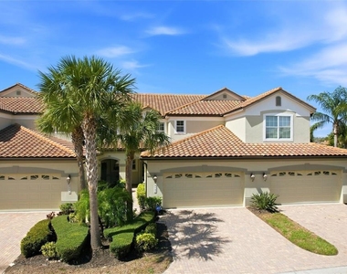 8142 Miramar Way - Photo Thumbnail 36