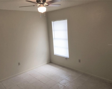 2806 46th Avenue Drive W - Photo Thumbnail 6