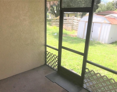 2806 46th Avenue Drive W - Photo Thumbnail 15