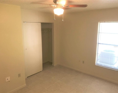 2806 46th Avenue Drive W - Photo Thumbnail 12