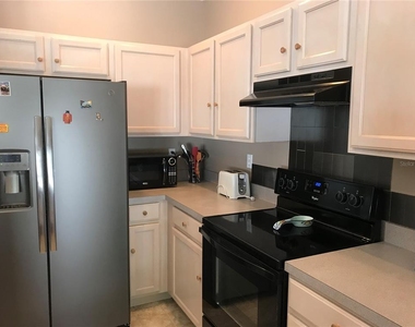 5010 44th Street W - Photo Thumbnail 7