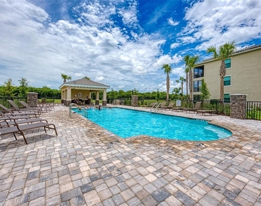 17704 Gawthrop Drive - Photo Thumbnail 33