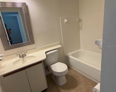2926 63rd Street W - Photo Thumbnail 8